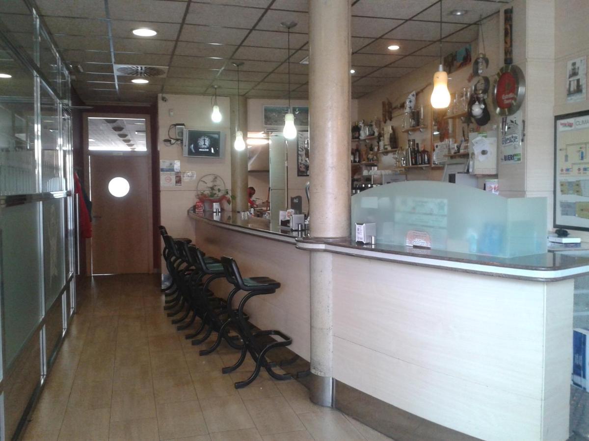 Hostal Restaurante Baraka Alagón Eksteriør bilde